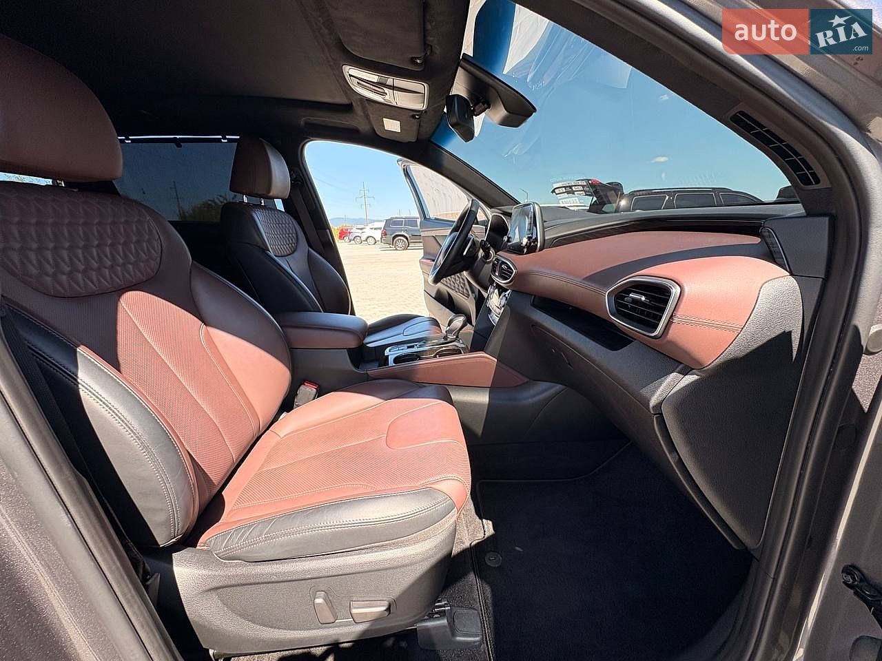 Hyundai Santa FE 2018 VIN KMHS581BBKU064365 фото оголошення 26 з 41