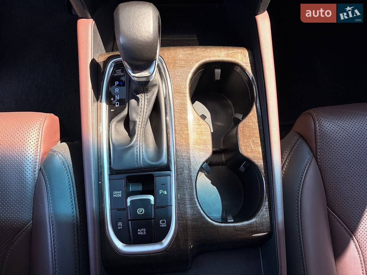 Hyundai Santa FE 2018 VIN KMHS581BBKU064365 фото оголошення 29 з 41