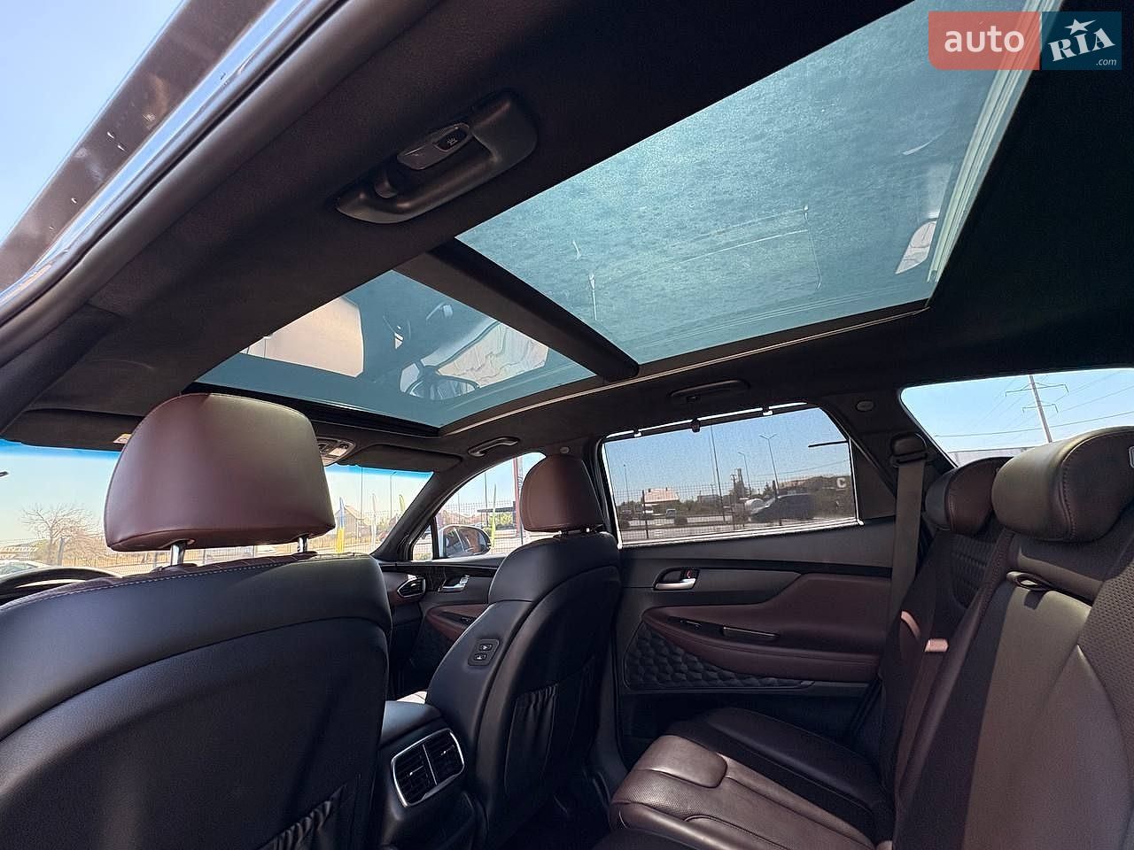 Hyundai Santa FE 2018 VIN KMHS581BBKU064365 фото оголошення 33 з 41