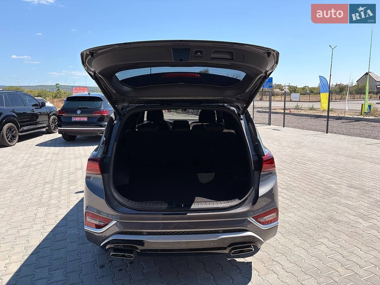 Hyundai Santa FE 2018 VIN KMHS581BBKU064365 фото оголошення 8 з 41