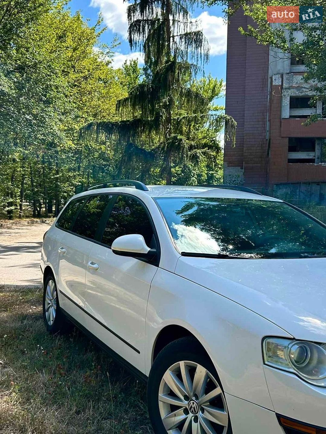 Volkswagen Passat 2010 VIN WVWZZZ3CZAE133886 фото оголошення 4 з 15