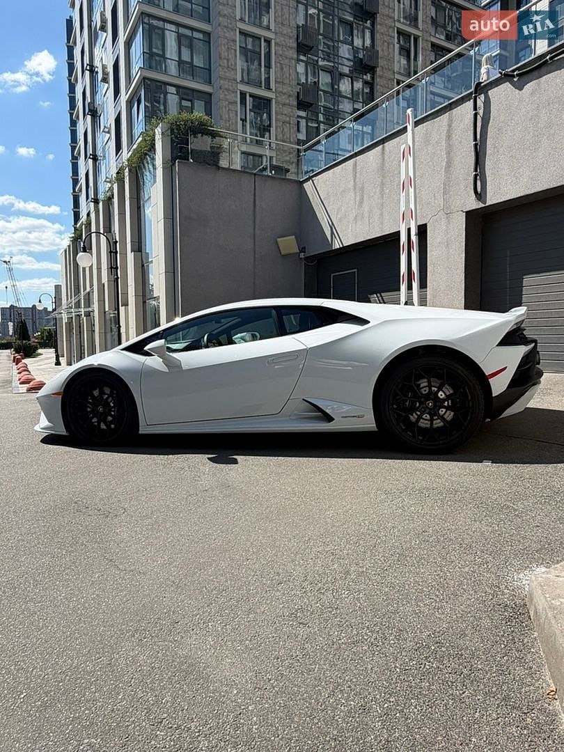 Lamborghini Huracan EVO 2021 VIN ZHWUF5ZF6MLA16836 фото оголошення 5 з 18