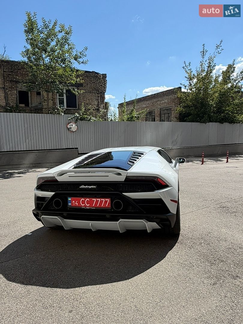 Lamborghini Huracan EVO 2021 VIN ZHWUF5ZF6MLA16836 фото оголошення 11 з 18