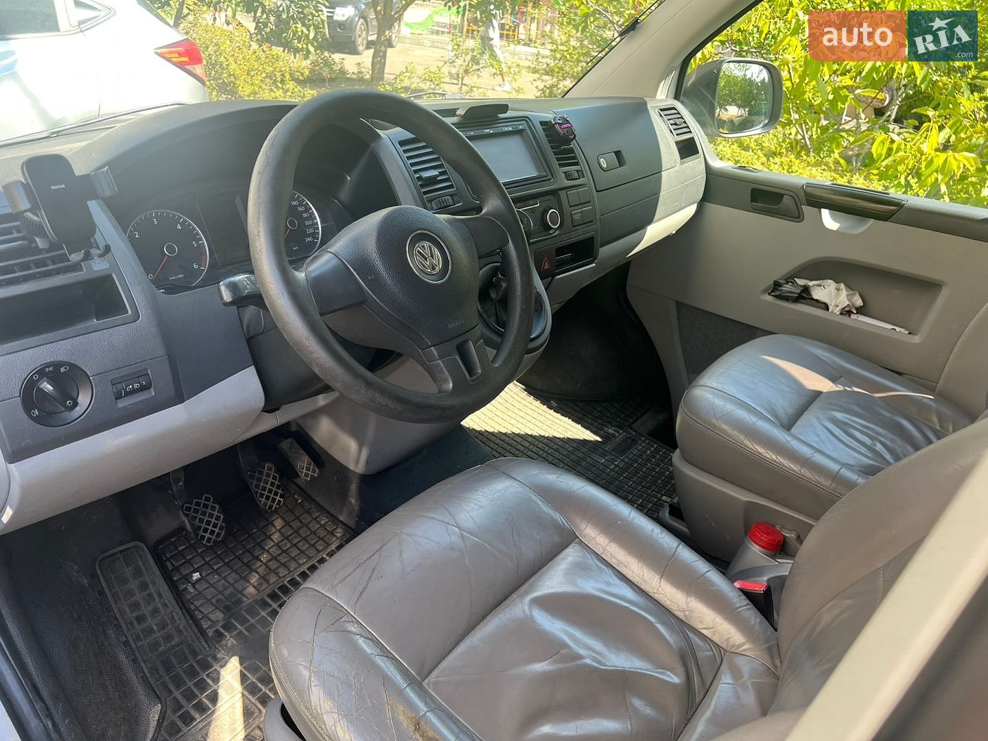 Volkswagen Transporter 2011 VIN WV1ZZZ7HZCH026655 фото оголошення 10 з 32