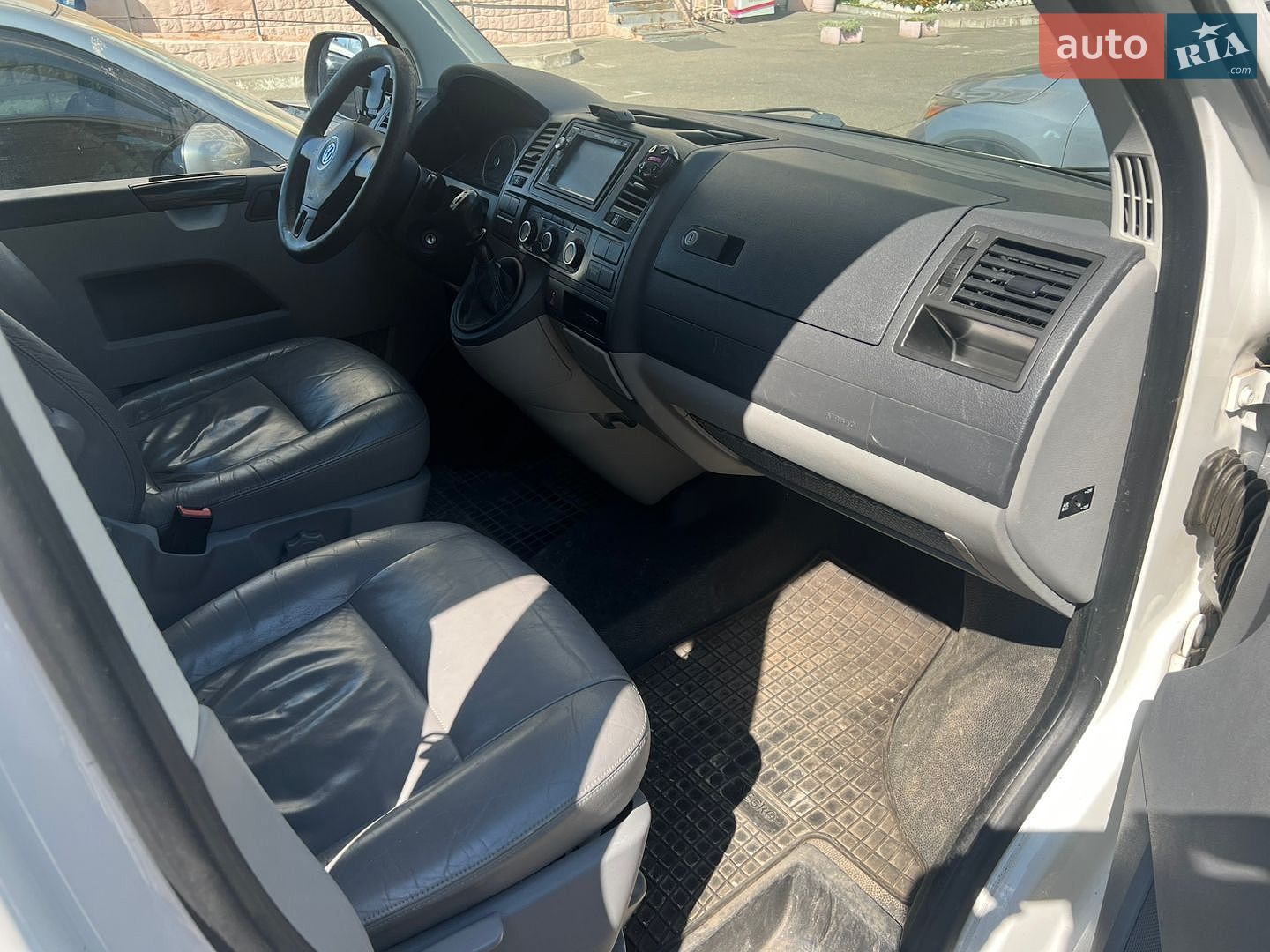 Volkswagen Transporter 2011 VIN WV1ZZZ7HZCH026655 фото оголошення 16 з 32