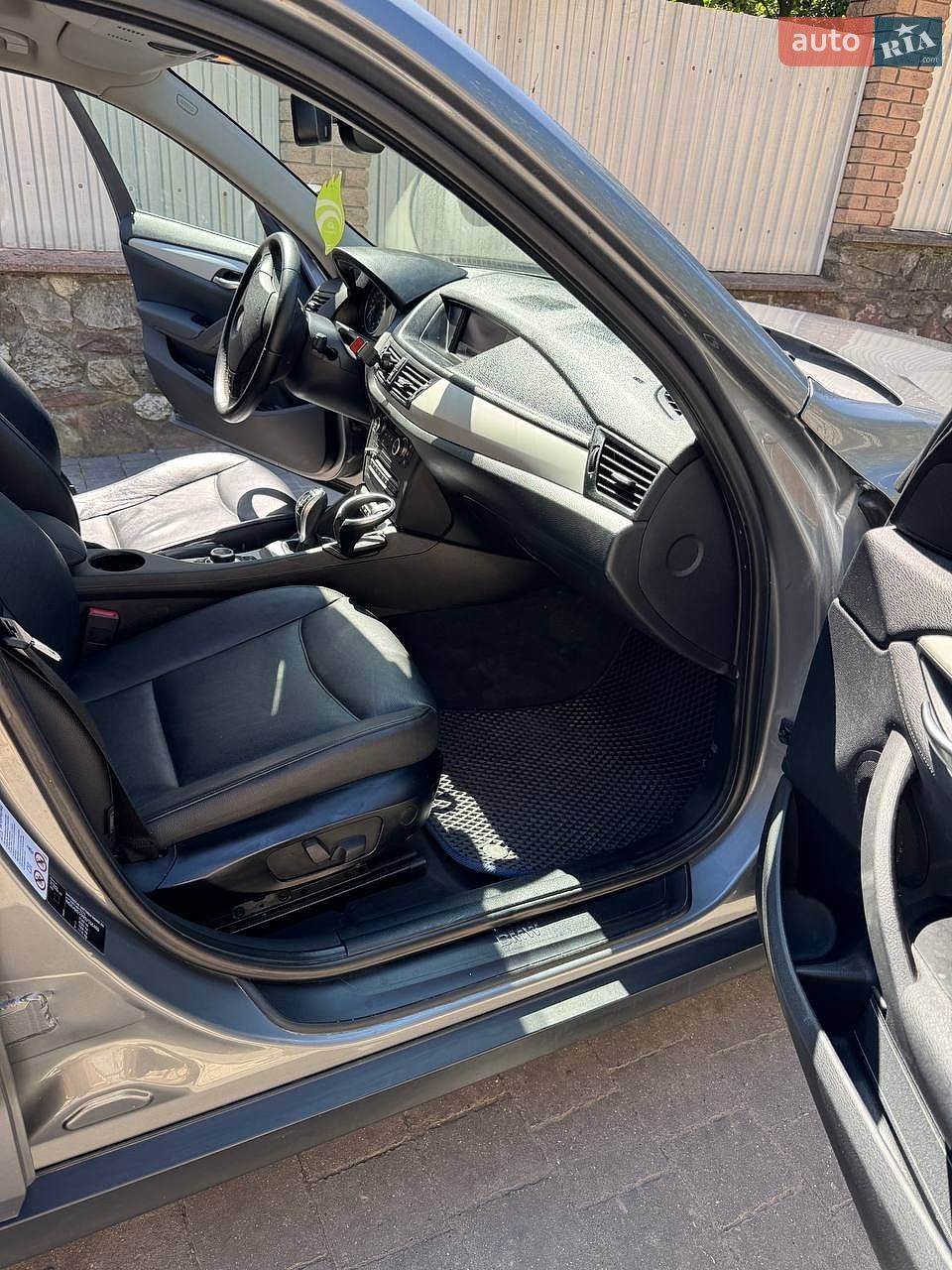 BMW X1 2012 VIN WBAVM91090VT66469 фото оголошення 8 з 25