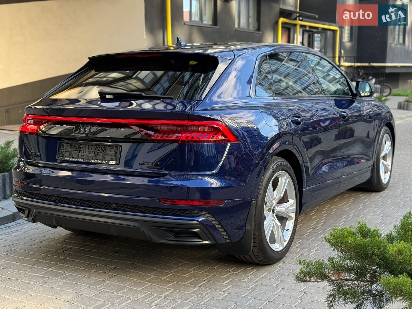 Audi Q8 2019 VIN WAUZZZF12KD045225 фото оголошення 24 з 37