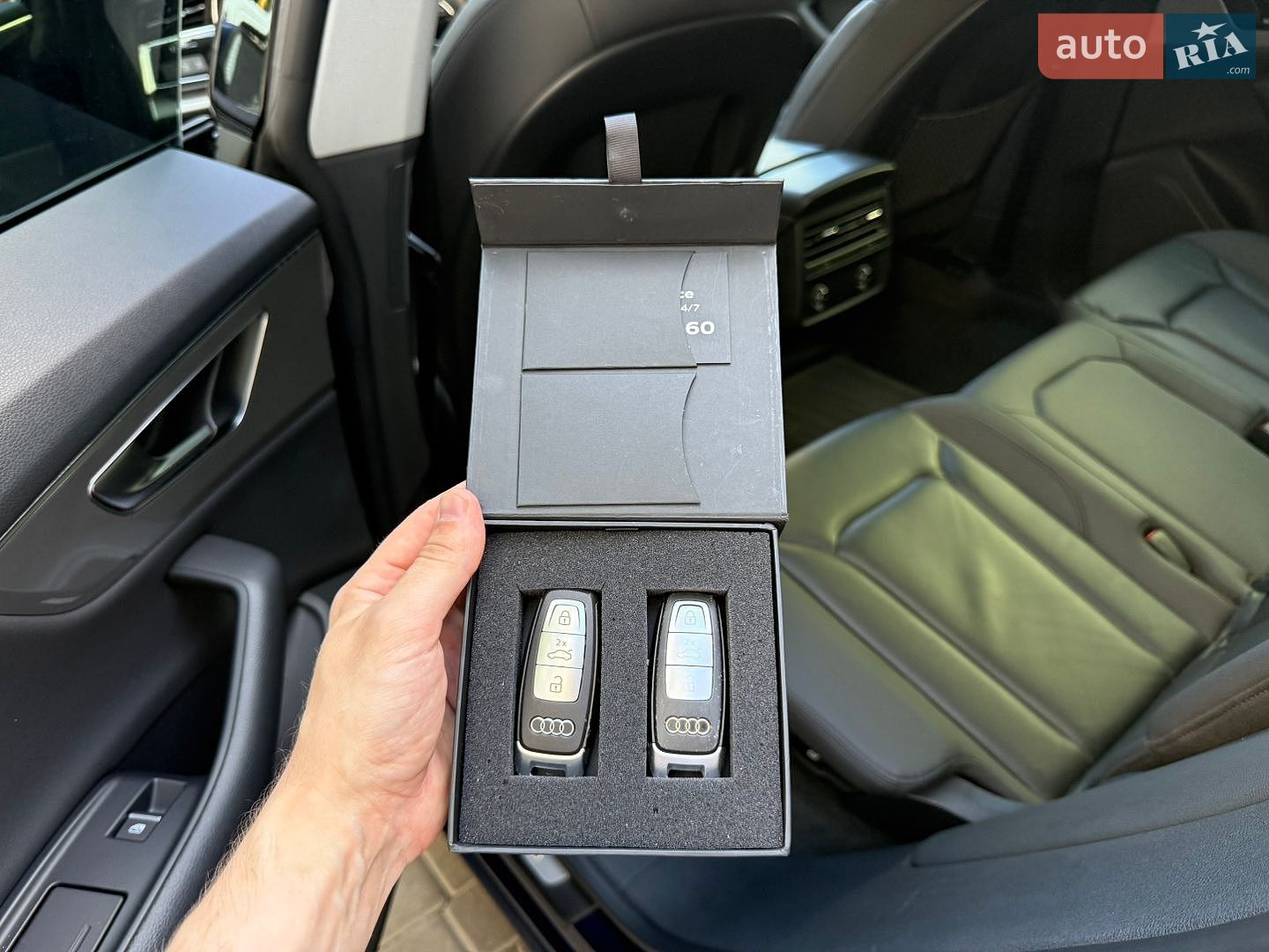 Audi Q8 2019 VIN WAUZZZF12KD045225 фото оголошення 36 з 37