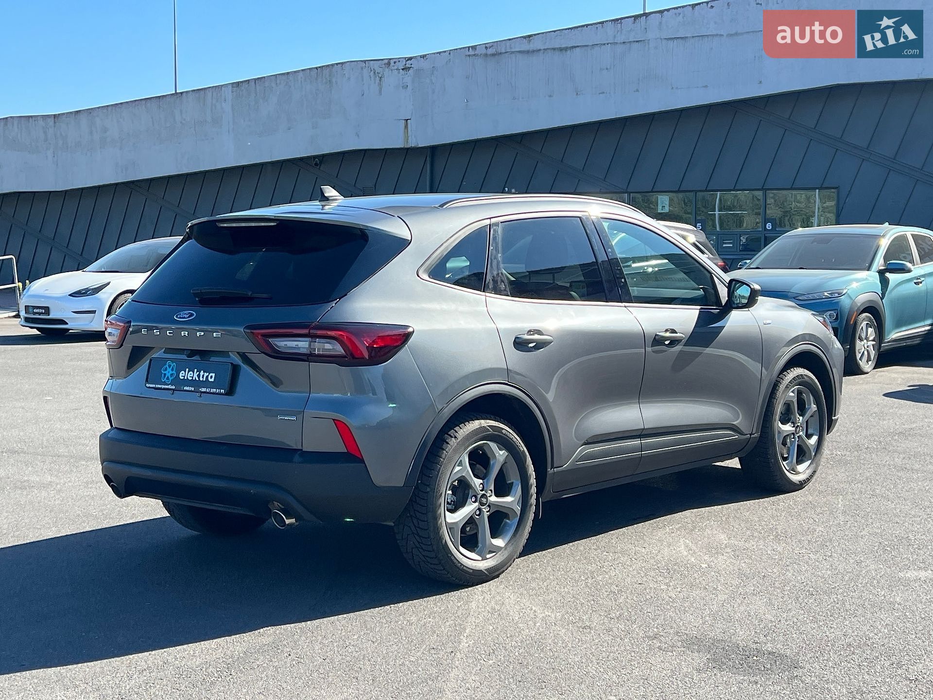 Ford Escape 2025 VIN 1FMCU0MZ7SUB45389 фото оголошення 2 з 9