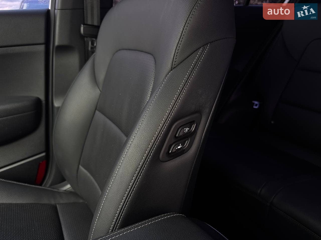 Kia Sportage 2019 VIN KNAPN813BKK704885 фото оголошення 17 з 30