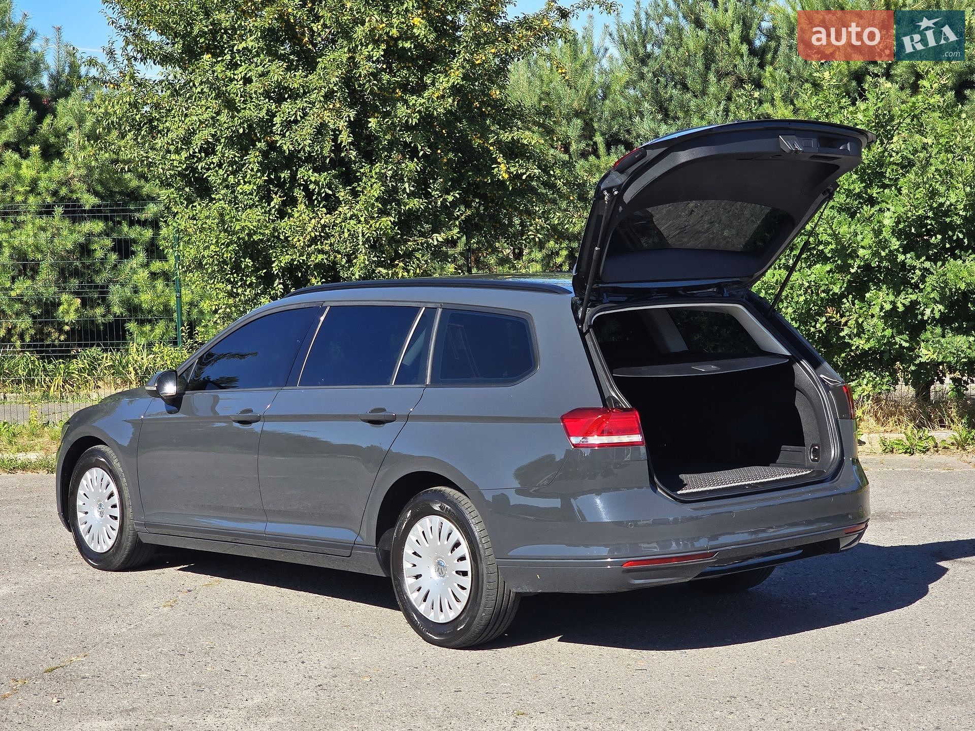 Volkswagen Passat 2016 VIN WVWZZZ3CZHE102597 фото оголошення 63 з 63