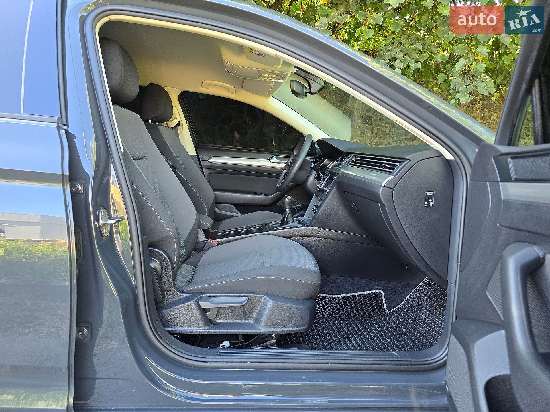 Volkswagen Passat 2016 VIN WVWZZZ3CZHE102597 фото оголошення 47 з 63