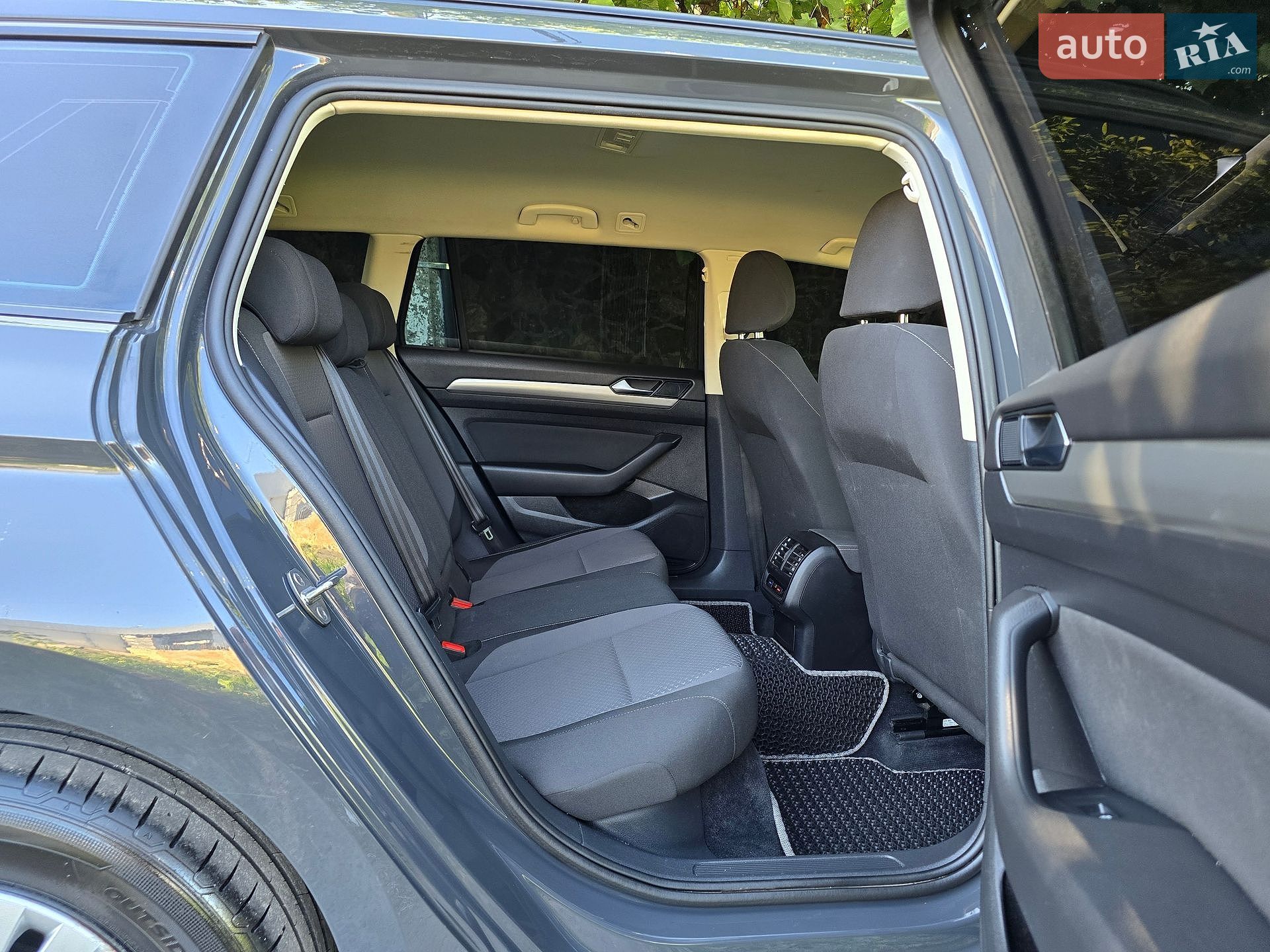 Volkswagen Passat 2016 VIN WVWZZZ3CZHE102597 фото оголошення 53 з 63
