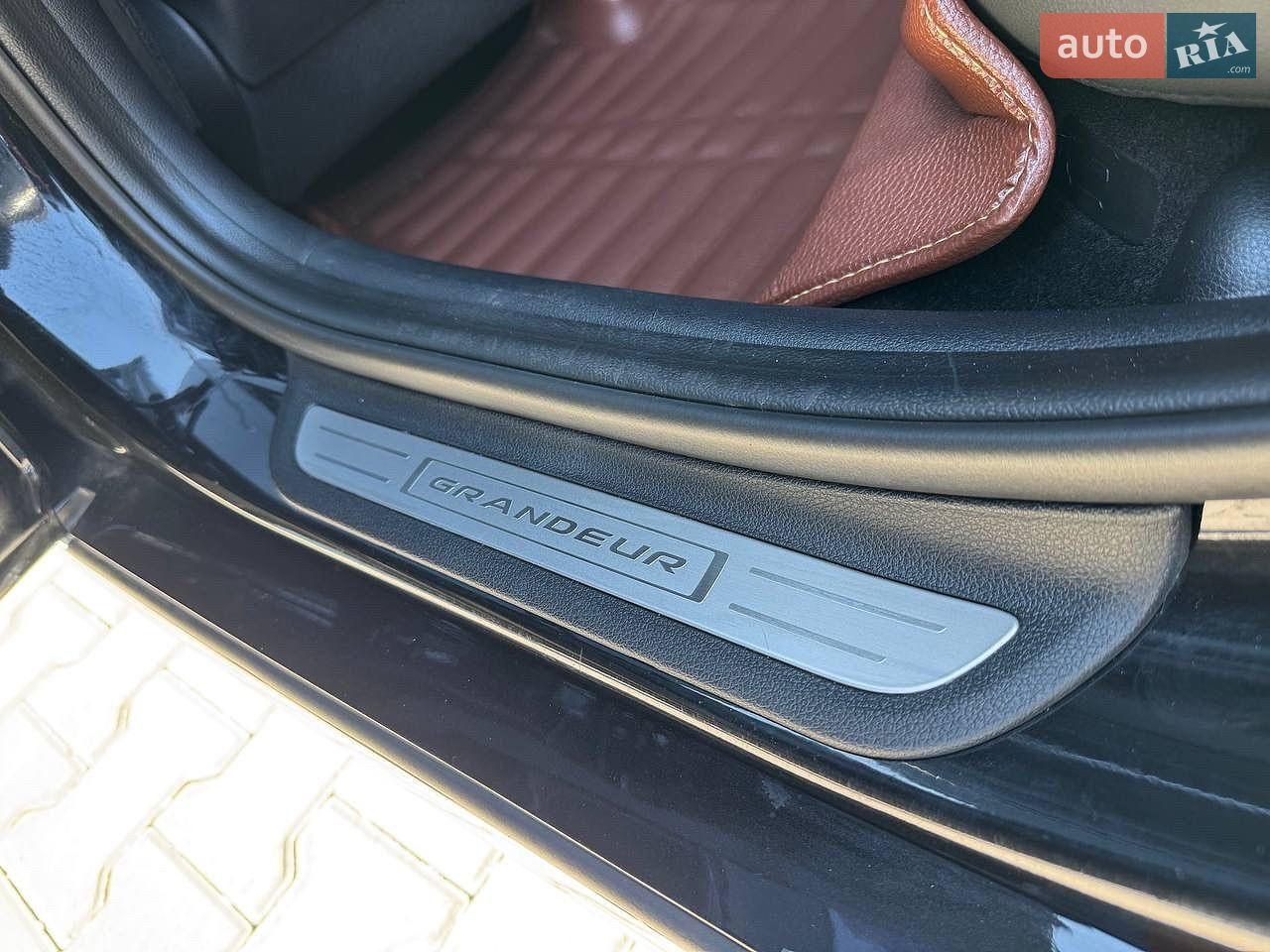 Hyundai Grandeur 2018 VIN KMHF141RBKA189082 фото оголошення 18 з 32