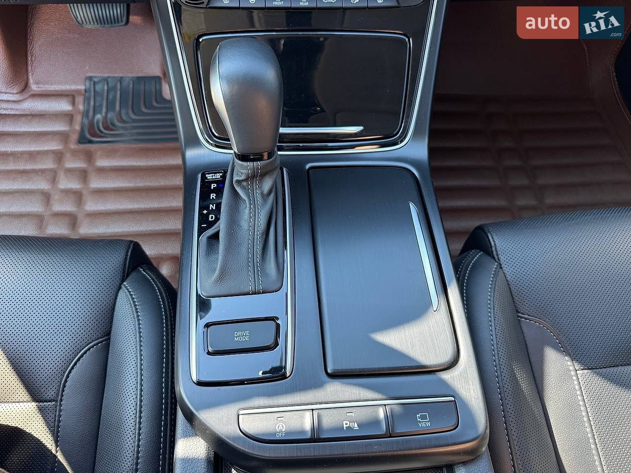 Hyundai Grandeur 2018 VIN KMHF141RBKA189082 фото оголошення 28 з 32