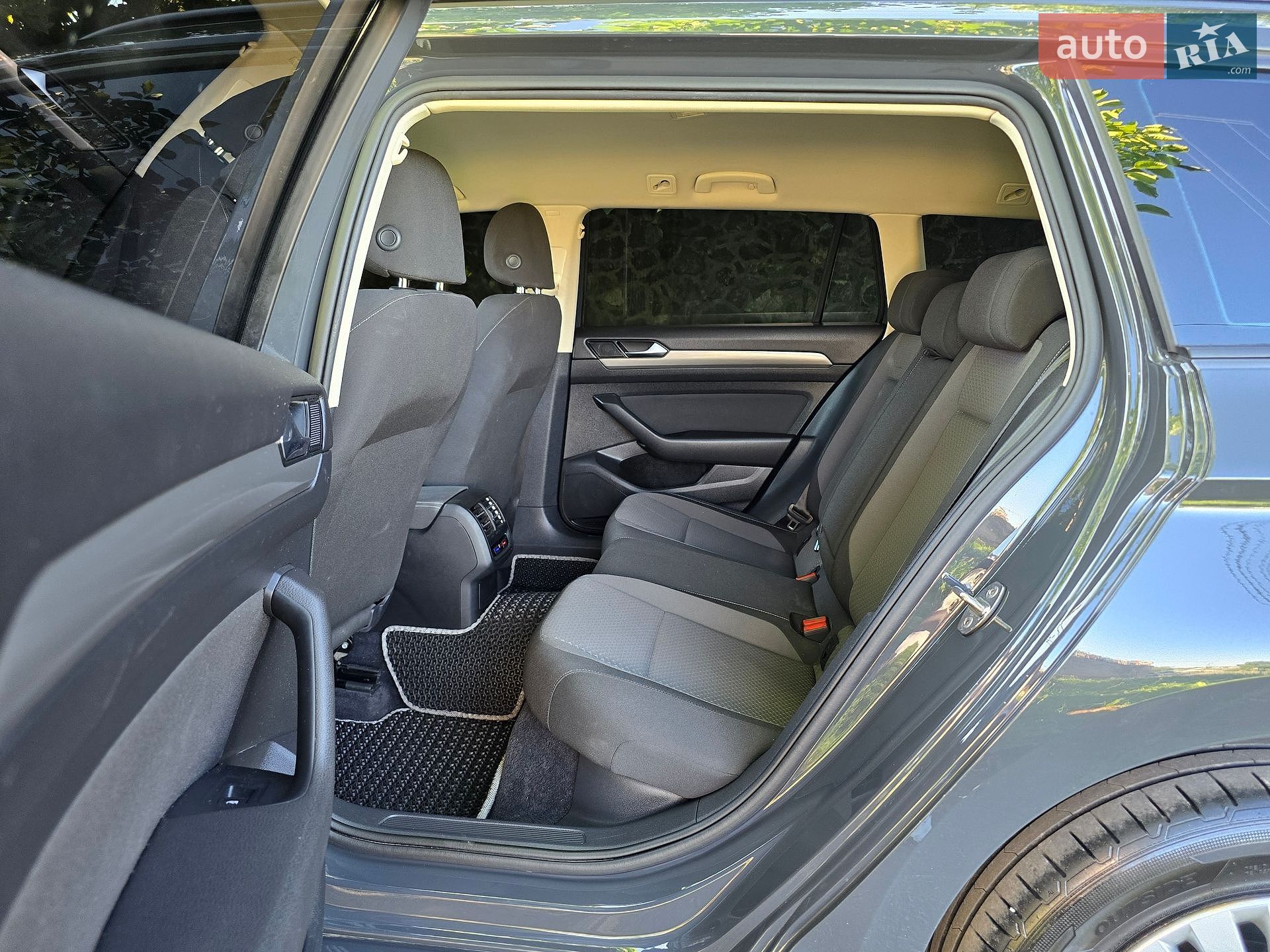 Volkswagen Passat 2016 VIN WVWZZZ3CZHE102597 фото оголошення 40 з 63