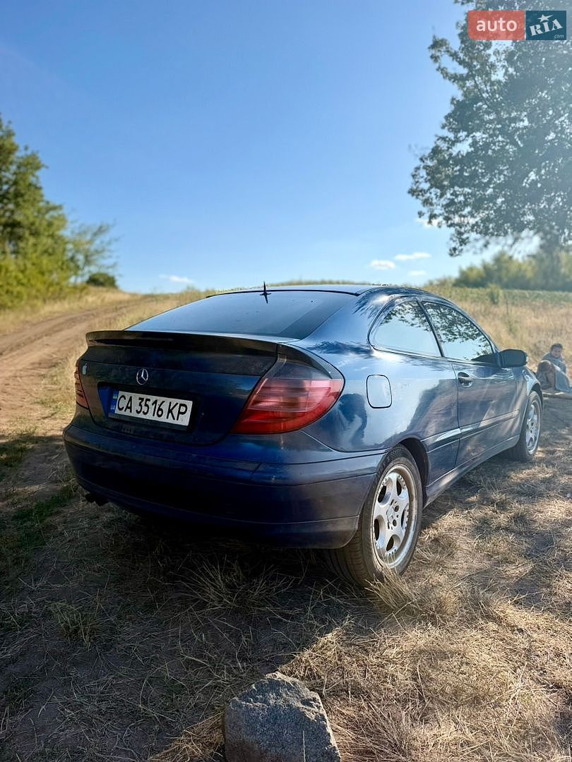 Mercedes-Benz C-Class 2001 VIN WDB2037451A278374 фото оголошення 4 з 11