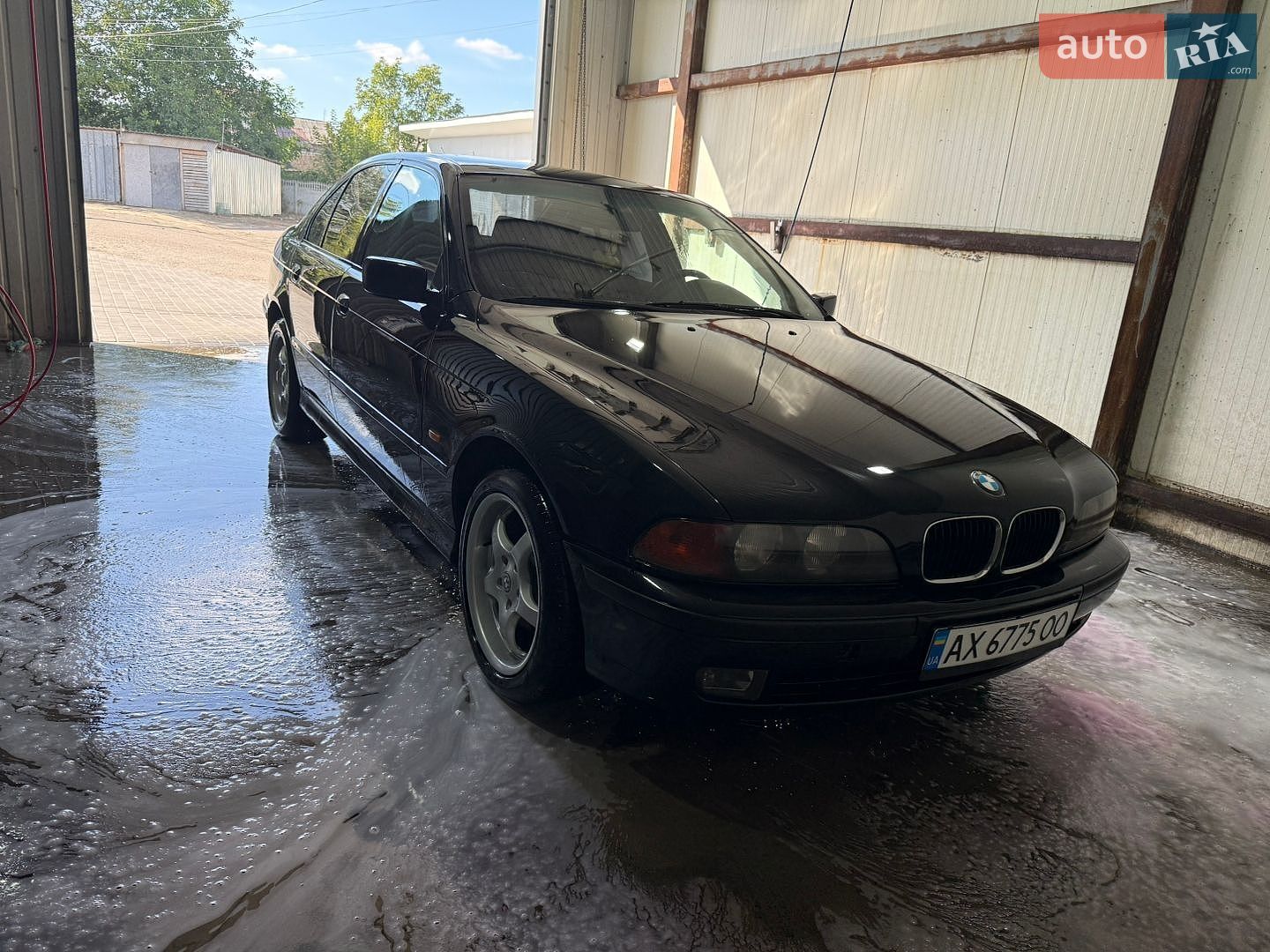 BMW 5 Series 1996 VIN WBADF71020BS01052 фото оголошення 2 з 8
