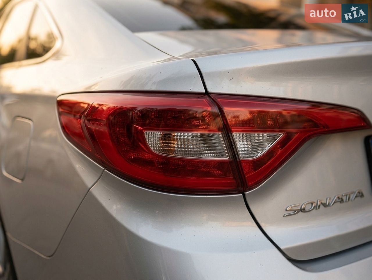 Hyundai Sonata 2014 VIN KMHE341DBFA058198 фото оголошення 4 з 13