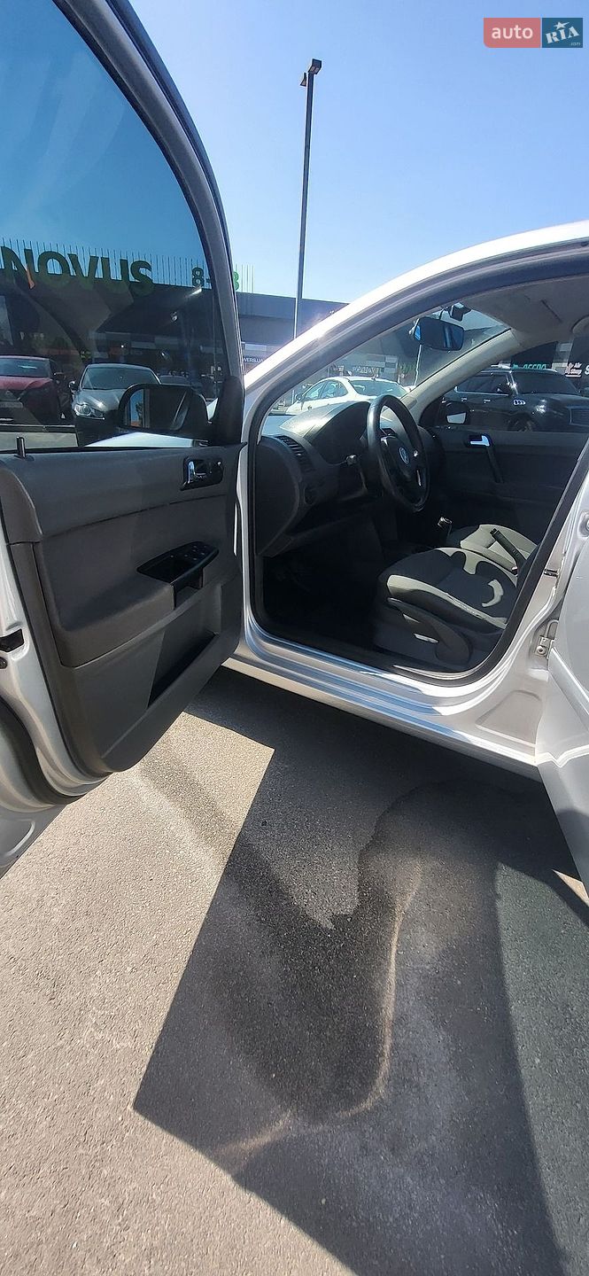 Volkswagen Polo 2003 VIN WVWZZZ9NZ4D047396 фото оголошення 6 з 18
