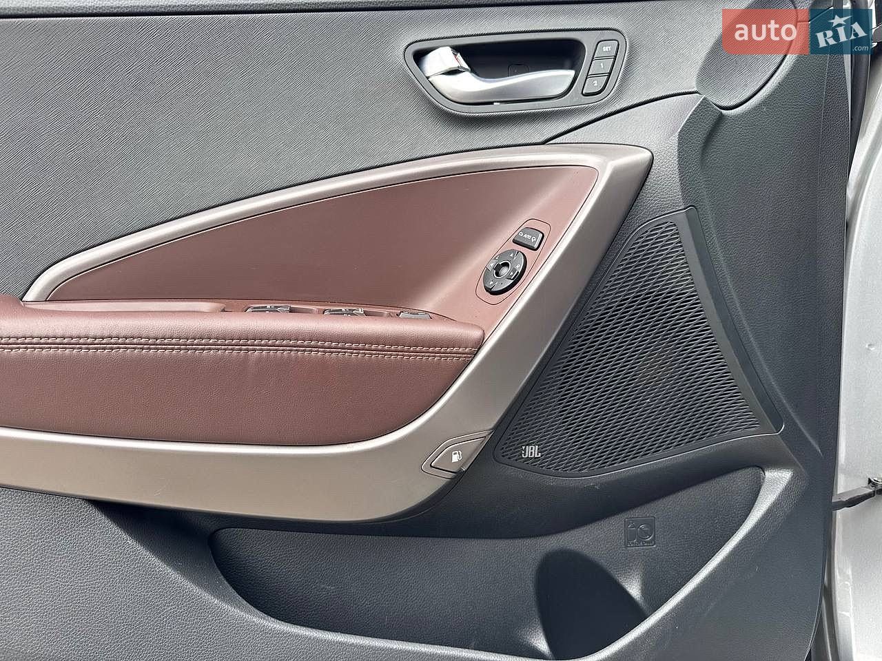 Hyundai Maxcruz 2017 VIN KMHSR81XDJU292831 фото оголошення 19 з 34