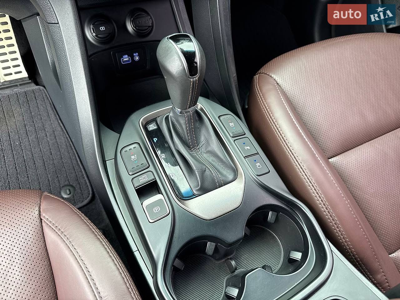 Hyundai Maxcruz 2017 VIN KMHSR81XDJU292831 фото оголошення 28 з 34