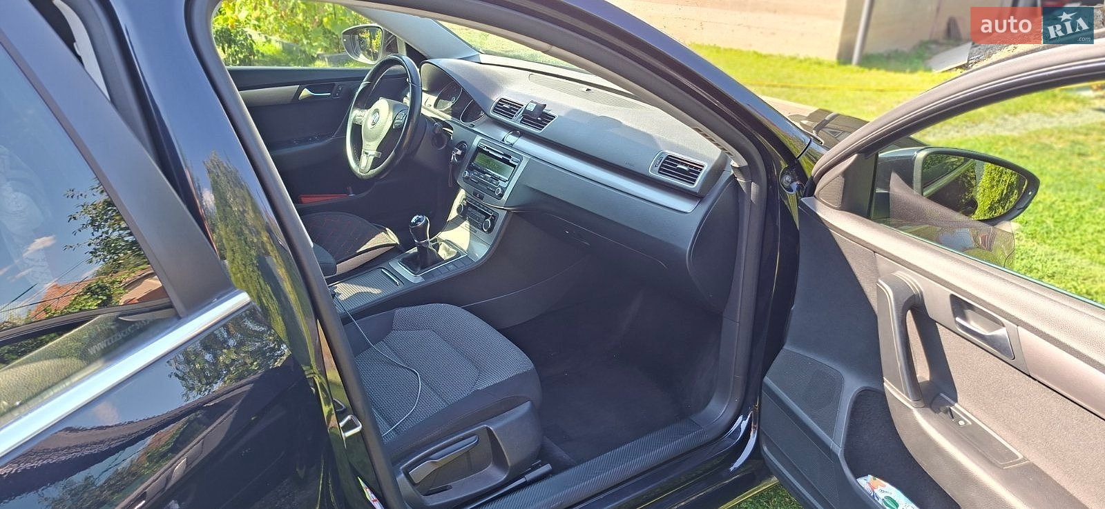 Volkswagen Passat 2011 VIN WVWZZZ3CZCE055348 фото оголошення 6 з 35