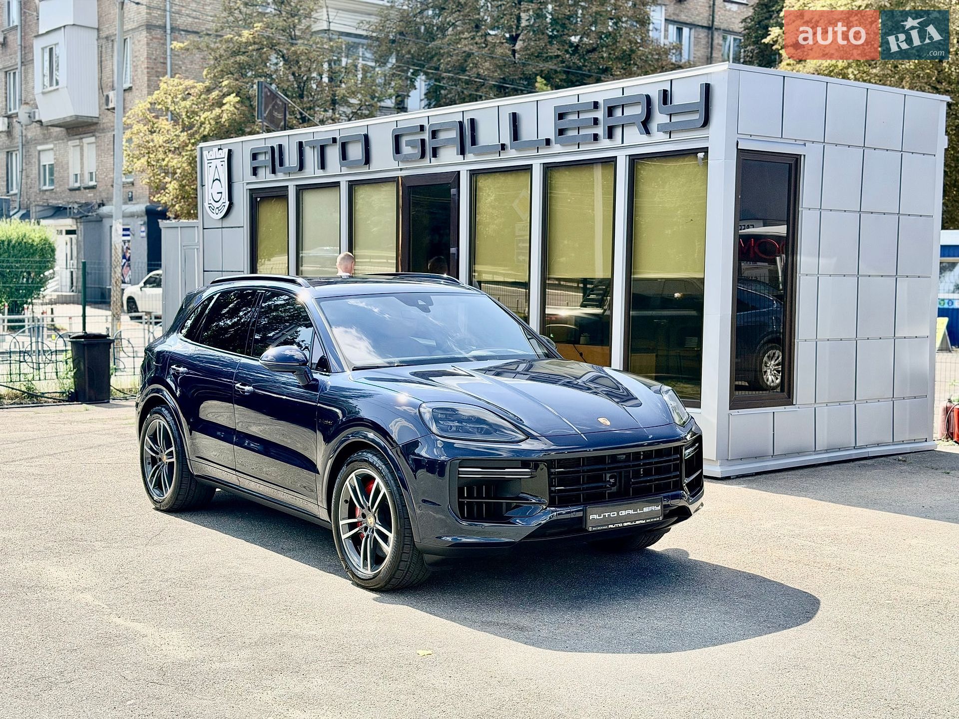 Porsche Cayenne 2024 VIN WP1AM2AY6RDA48230 фото оголошення 4 з 51