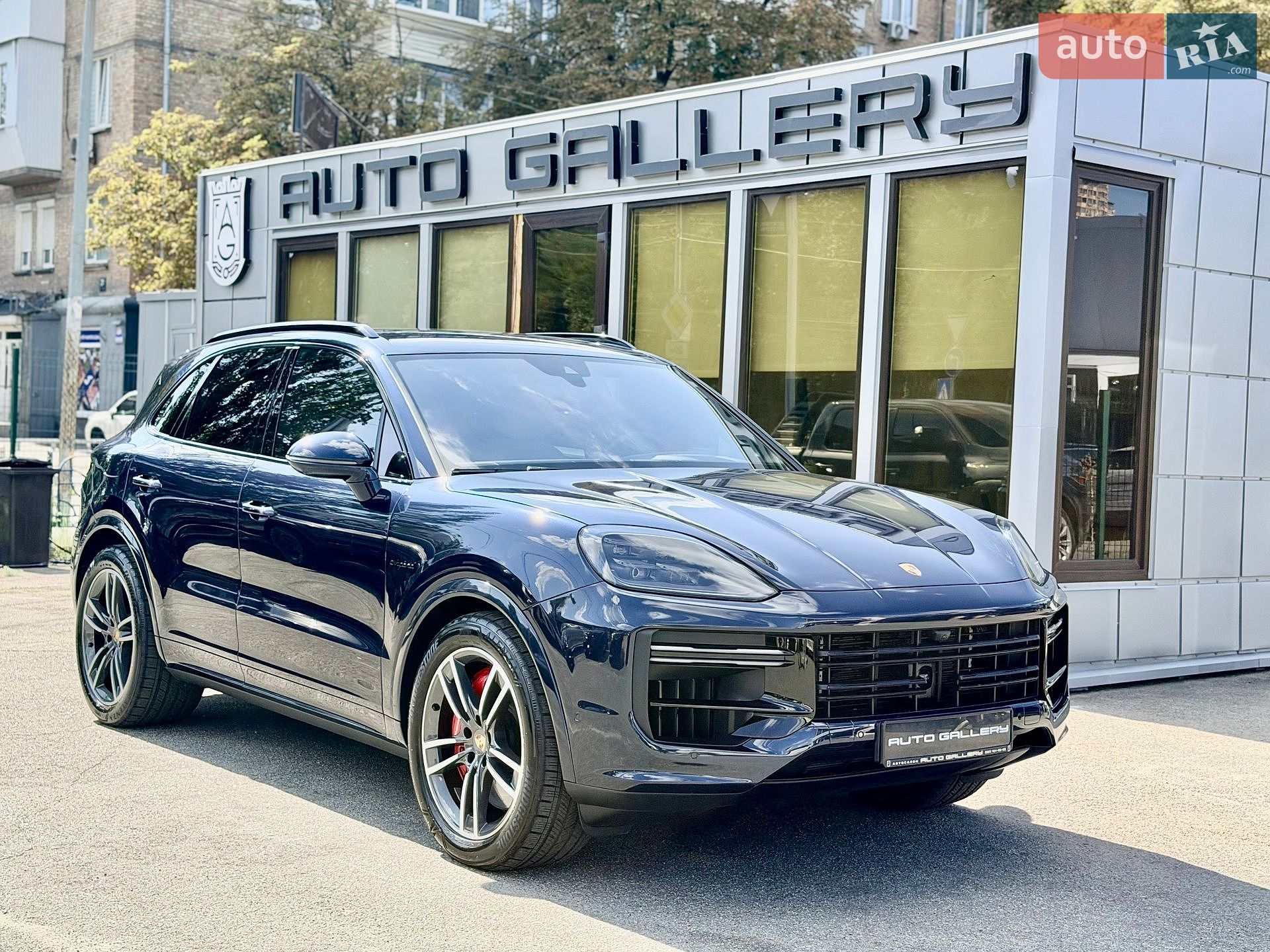 Porsche Cayenne 2024 VIN WP1AM2AY6RDA48230 фото оголошення 10 з 51