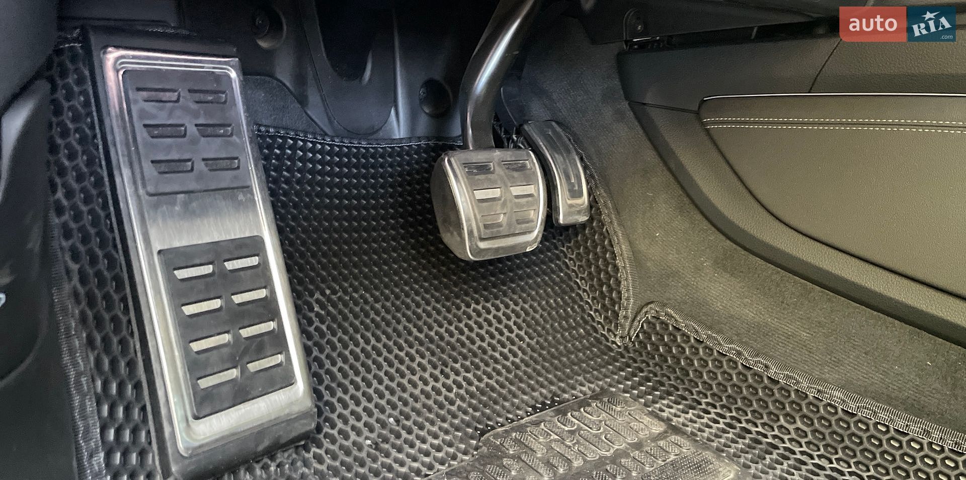 Audi Q8 Sportback e-tron 2023 VIN WAUZZZGE5RB023596 фото оголошення 28 з 111