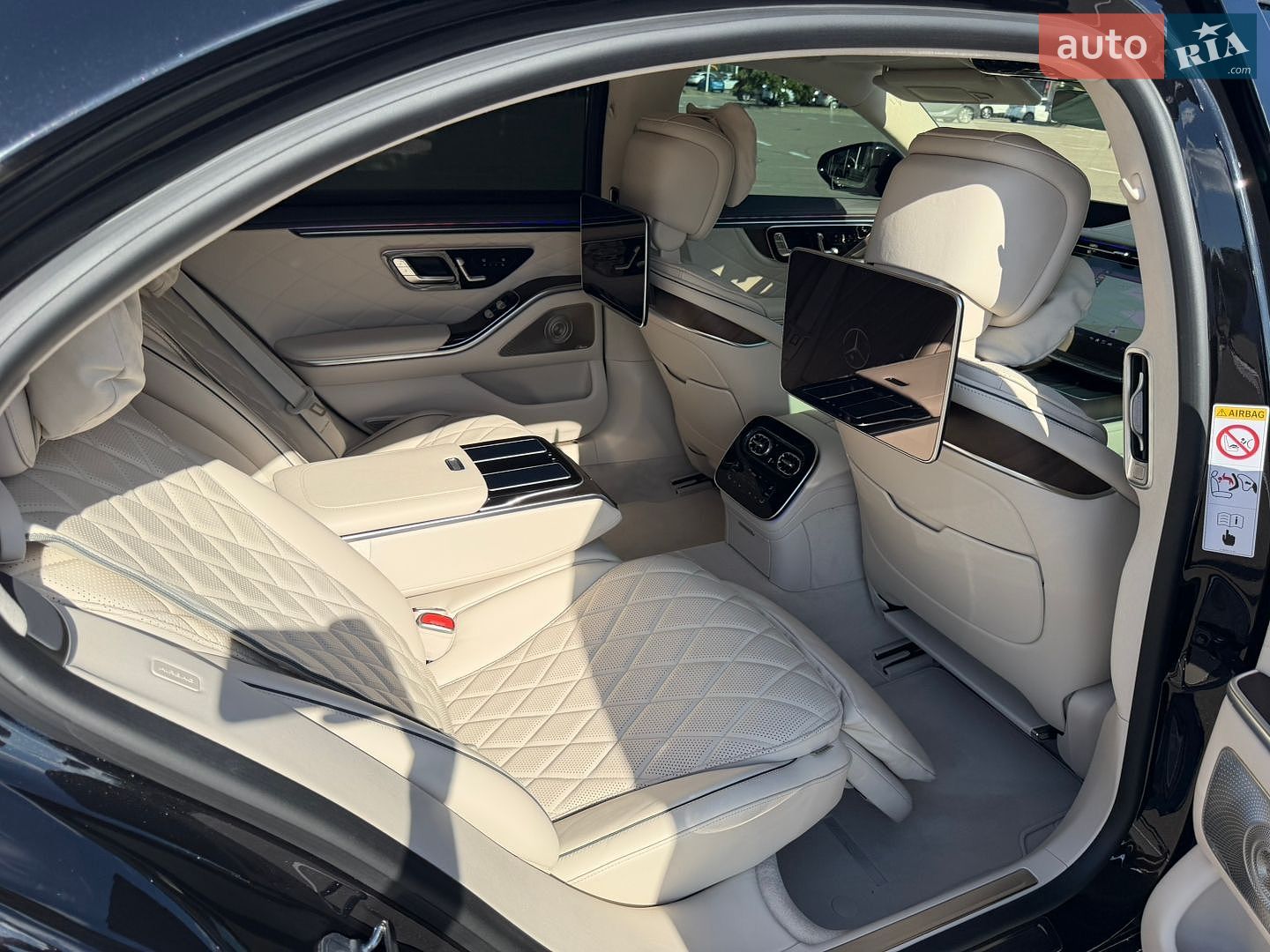 Mercedes-Benz S-Class 2026 VIN W1K6G7HB4VA390273 фото оголошення 10 з 14