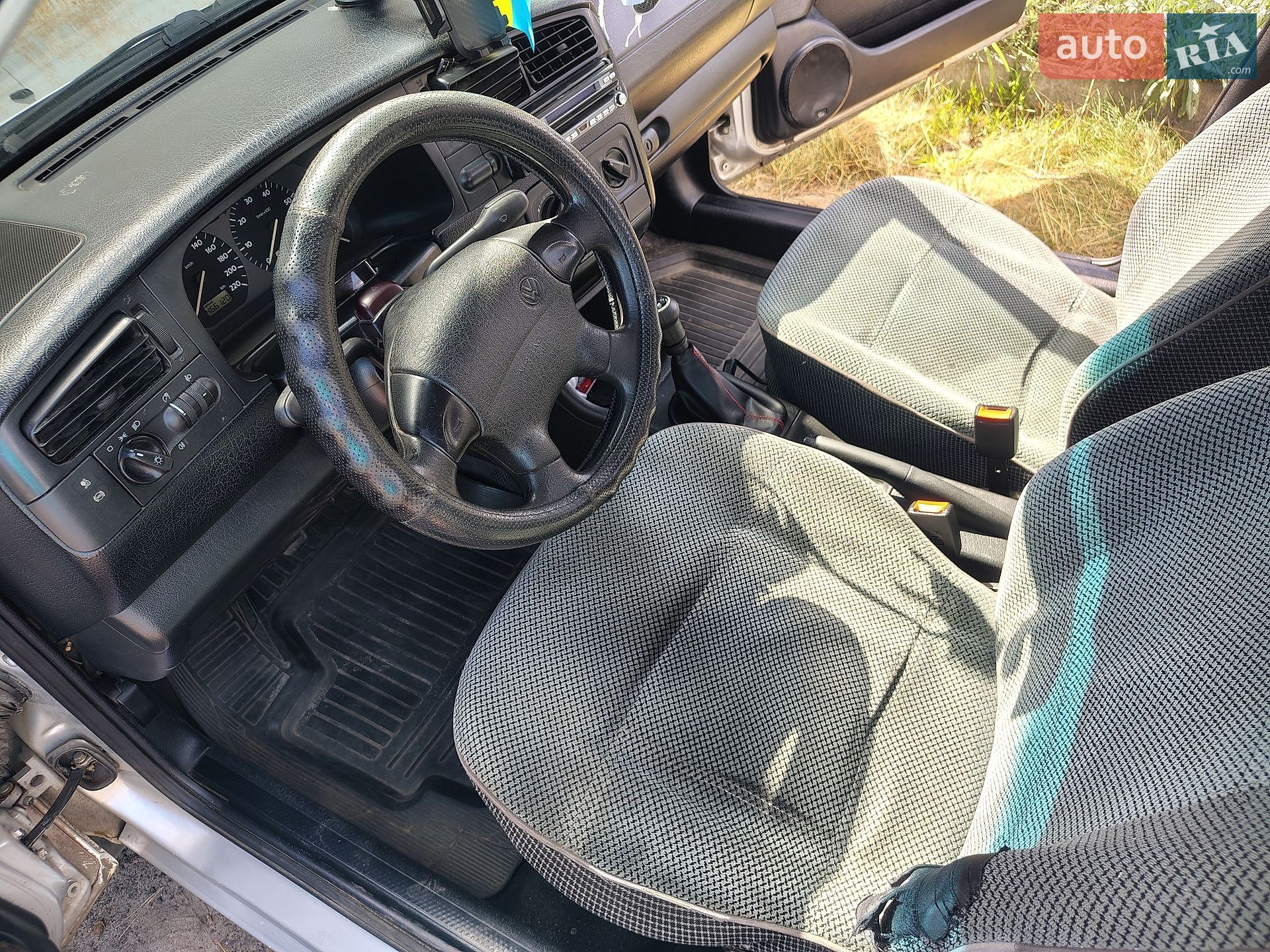 Volkswagen Golf 1998 VIN WVWZZZ1HZWB031271 фото оголошення 20 з 28