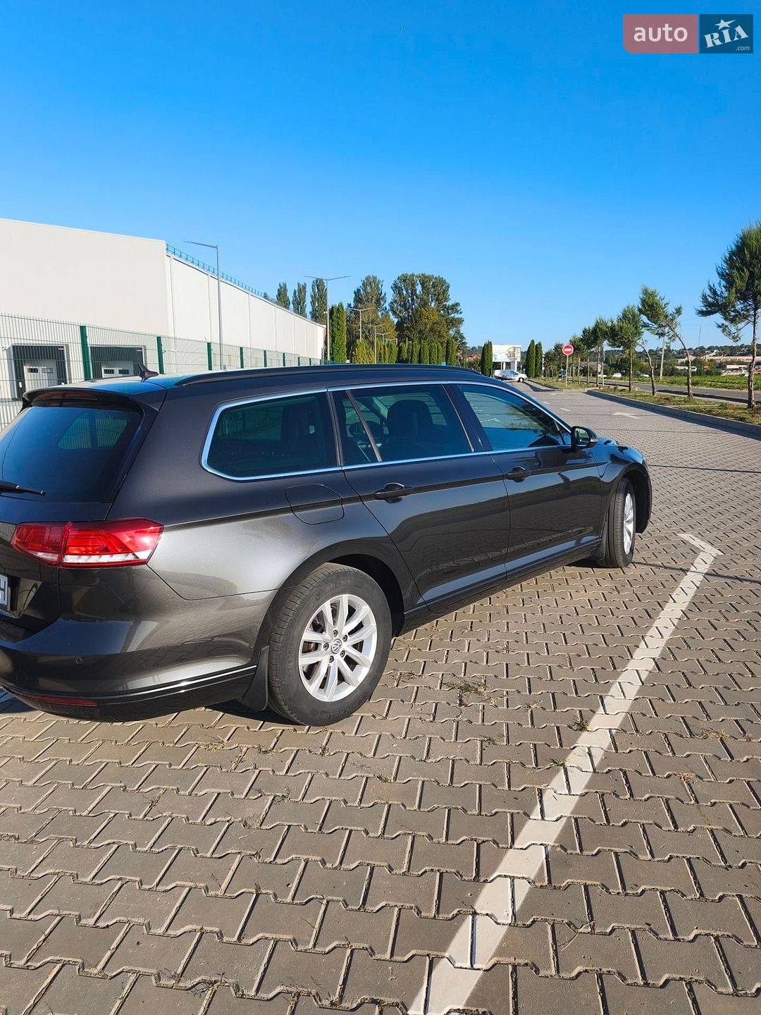 Volkswagen Passat 2017 VIN WVWZZZ3CZJE094477 фото оголошення 7 з 32