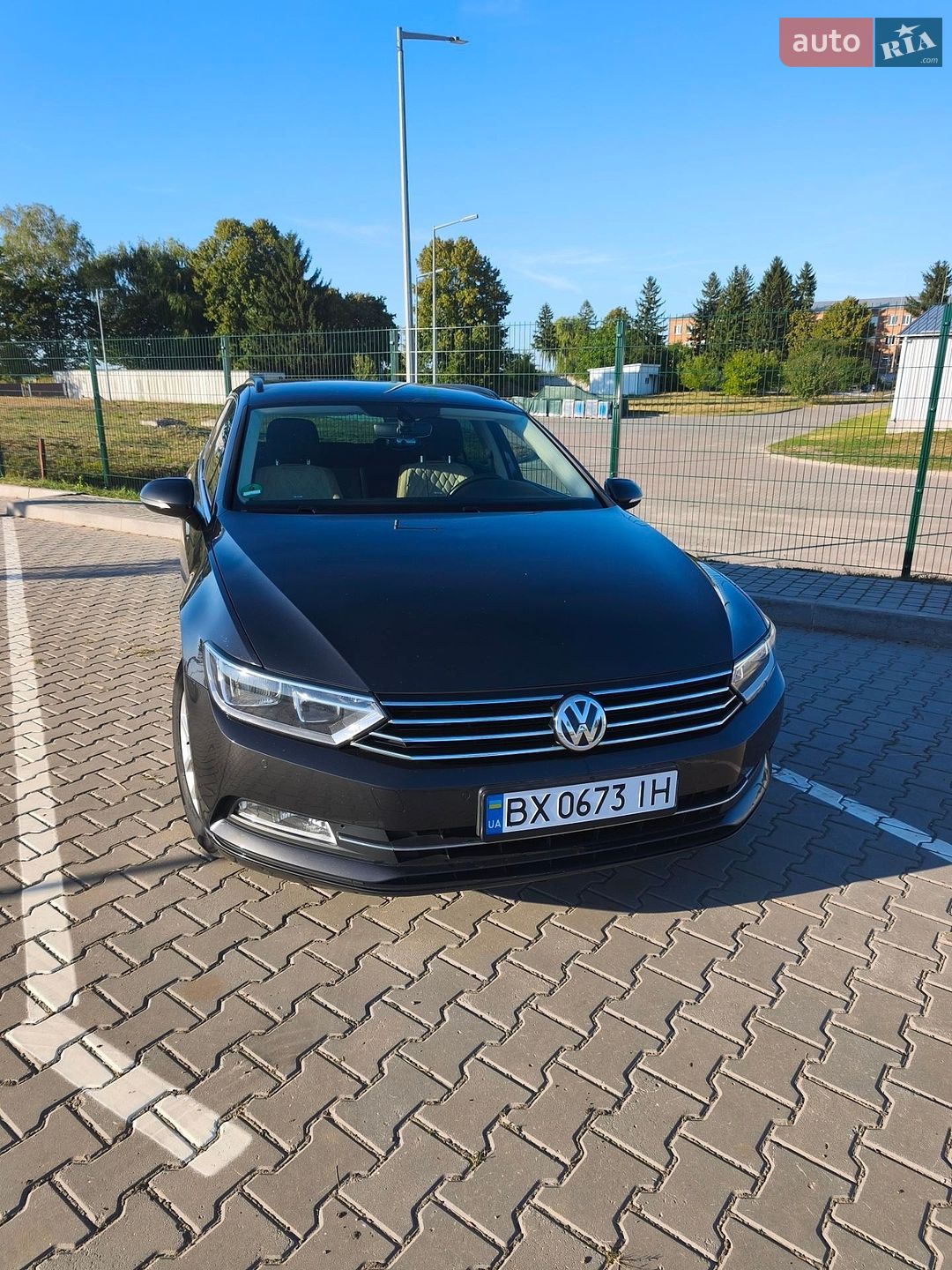 Volkswagen Passat 2017 VIN WVWZZZ3CZJE094477 фото оголошення 8 з 32