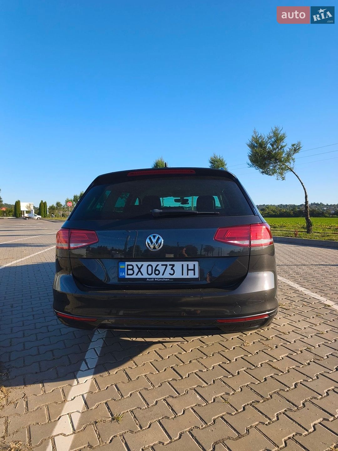 Volkswagen Passat 2017 VIN WVWZZZ3CZJE094477 фото оголошення 12 з 32