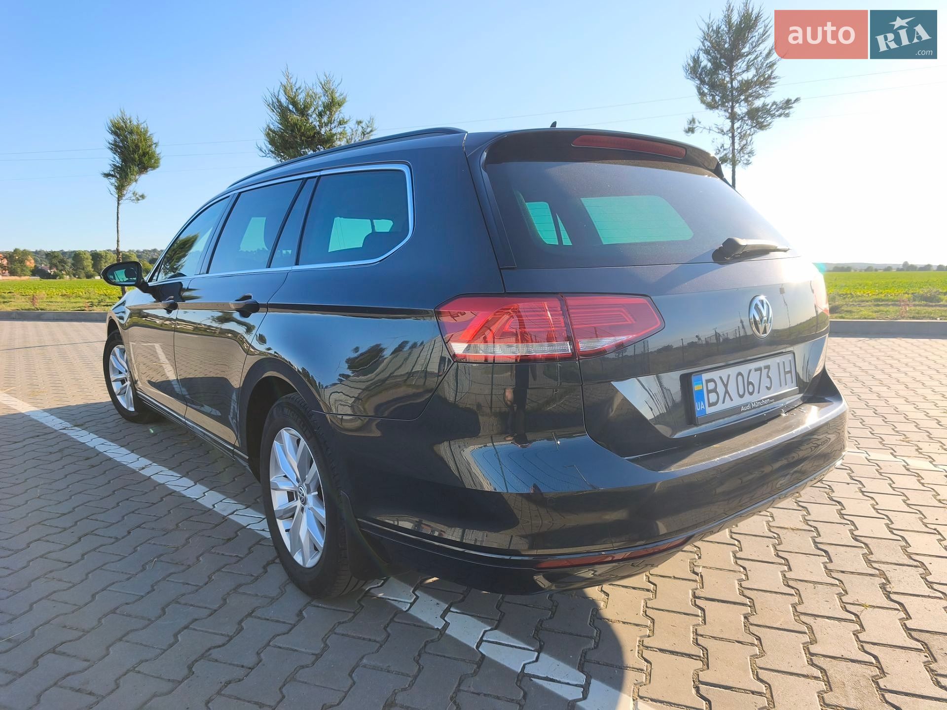 Volkswagen Passat 2017 VIN WVWZZZ3CZJE094477 фото оголошення 14 з 32
