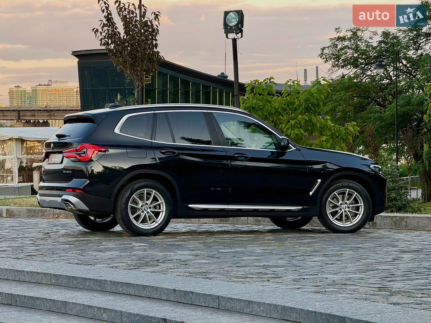 BMW X3 2022 VIN WBA35BZ0X0N148606 фото оголошення 12 з 200