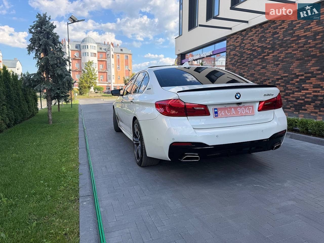BMW 5 Series 2018 VIN WBAJA9C56JB253355 фото оголошення 12 з 25
