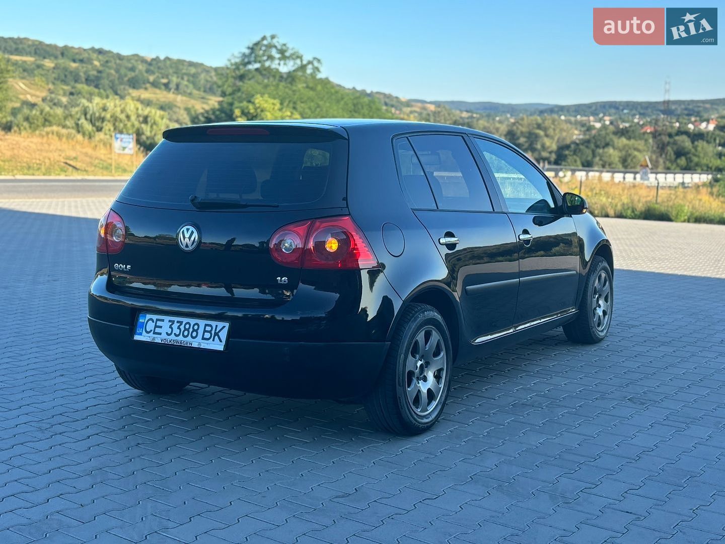 Volkswagen Golf 2004 VIN WVWZZZ1KZ5W002504 фото оголошення 12 з 33