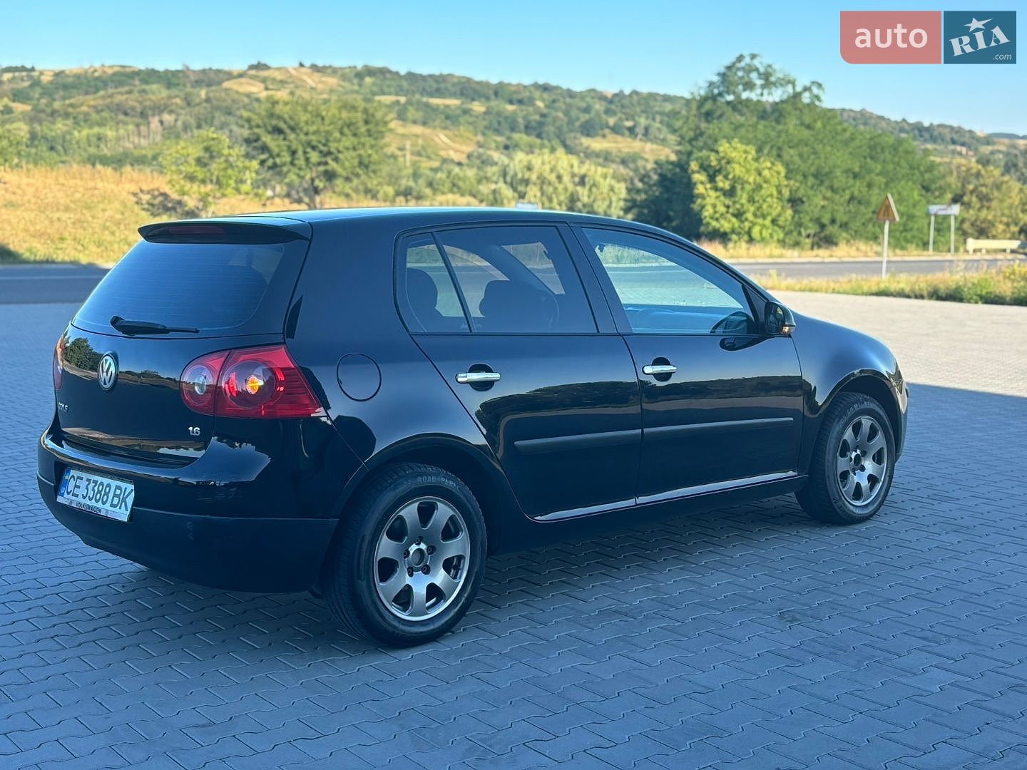 Volkswagen Golf 2004 VIN WVWZZZ1KZ5W002504 фото оголошення 6 з 33