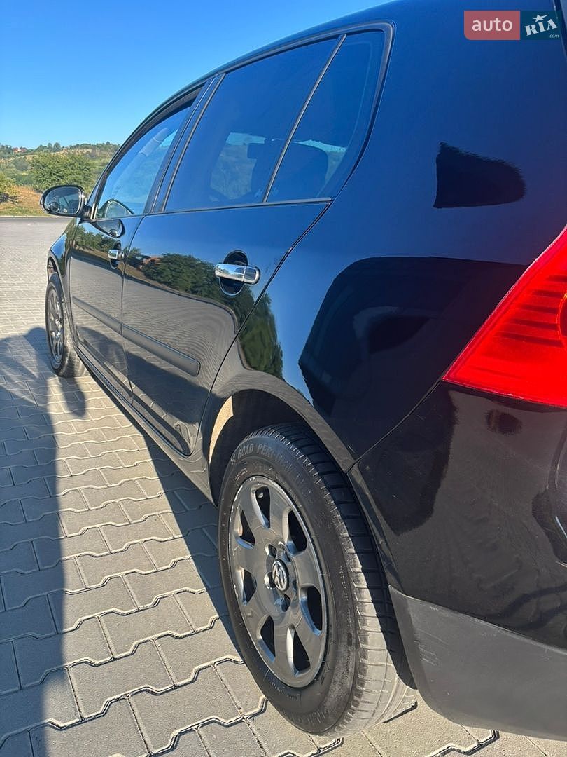 Volkswagen Golf 2004 VIN WVWZZZ1KZ5W002504 фото оголошення 23 з 33