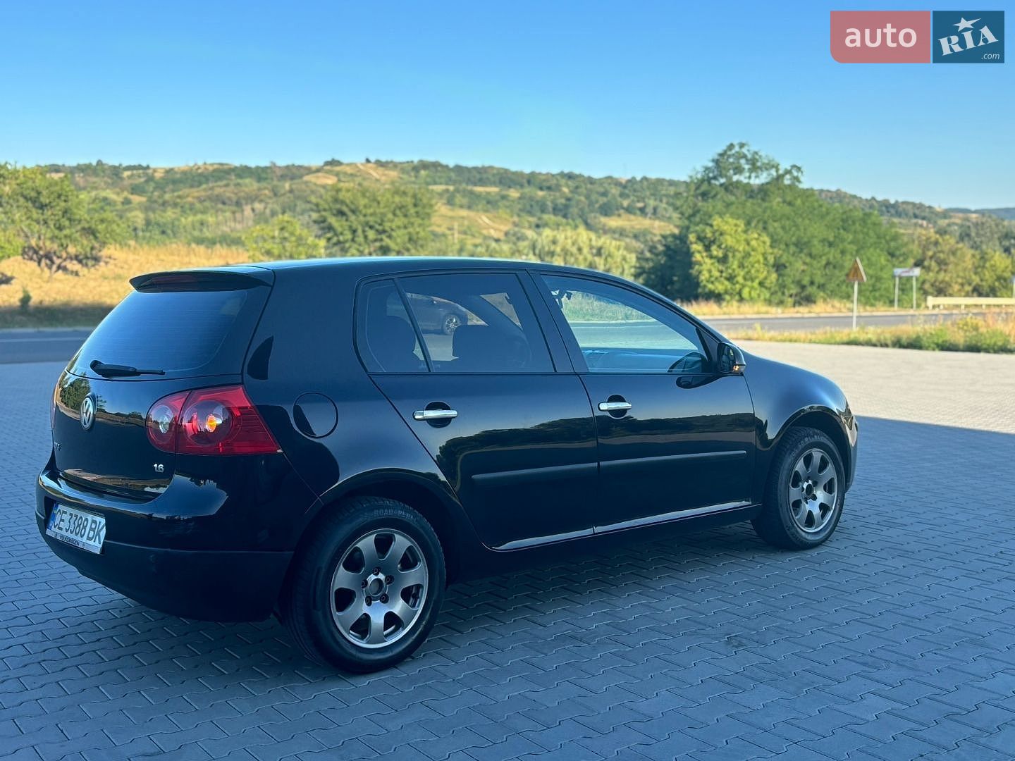 Volkswagen Golf 2004 VIN WVWZZZ1KZ5W002504 фото оголошення 10 з 33