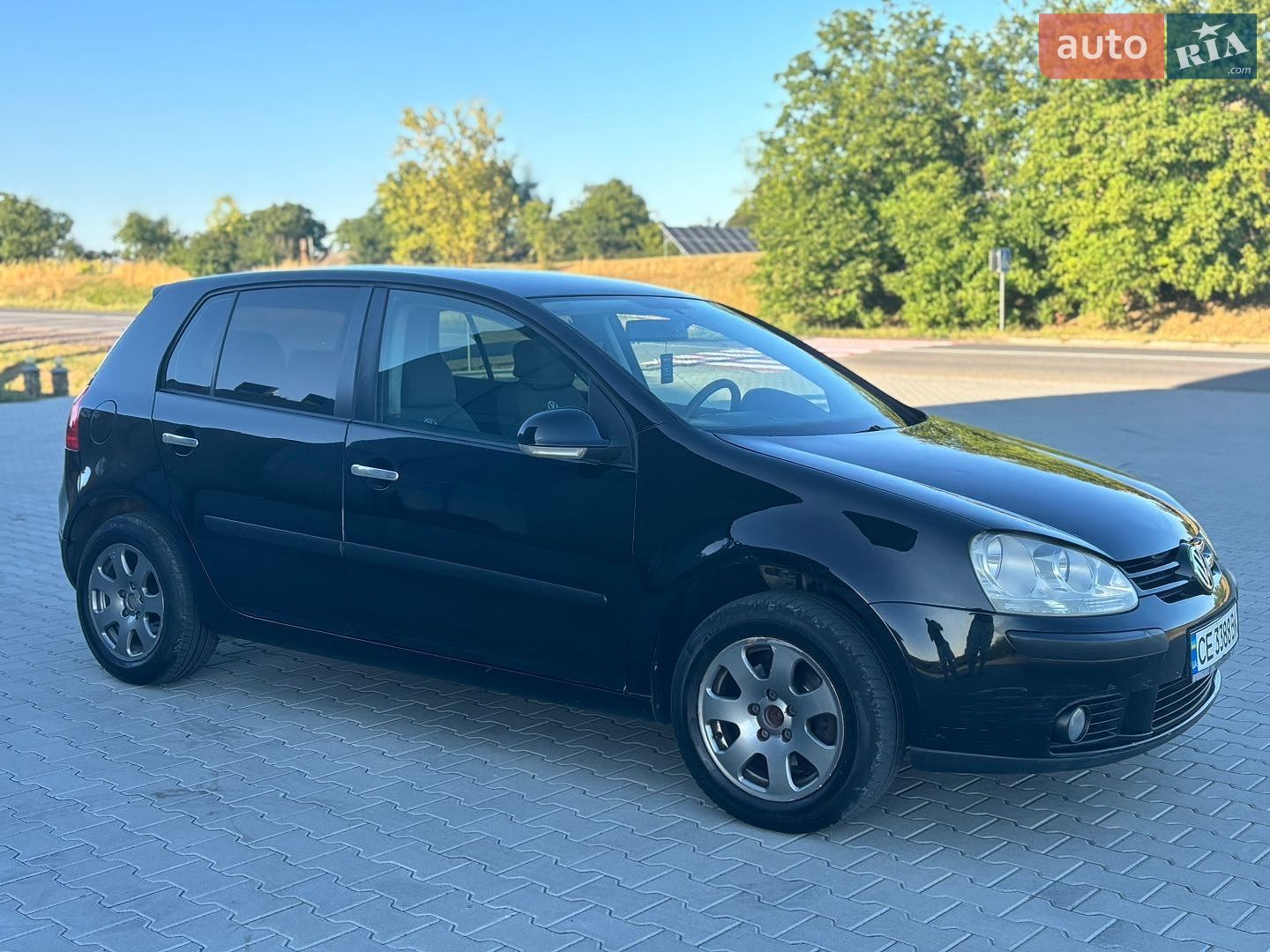 Volkswagen Golf 2004 VIN WVWZZZ1KZ5W002504 фото оголошення 9 з 33