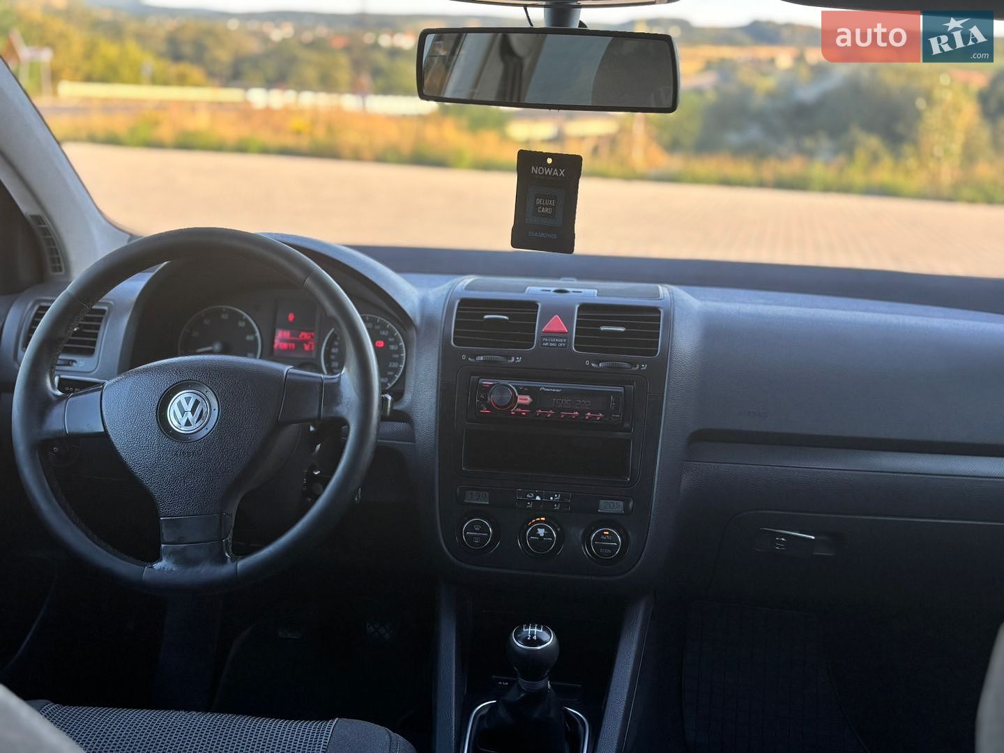 Volkswagen Golf 2004 VIN WVWZZZ1KZ5W002504 фото оголошення 26 з 33