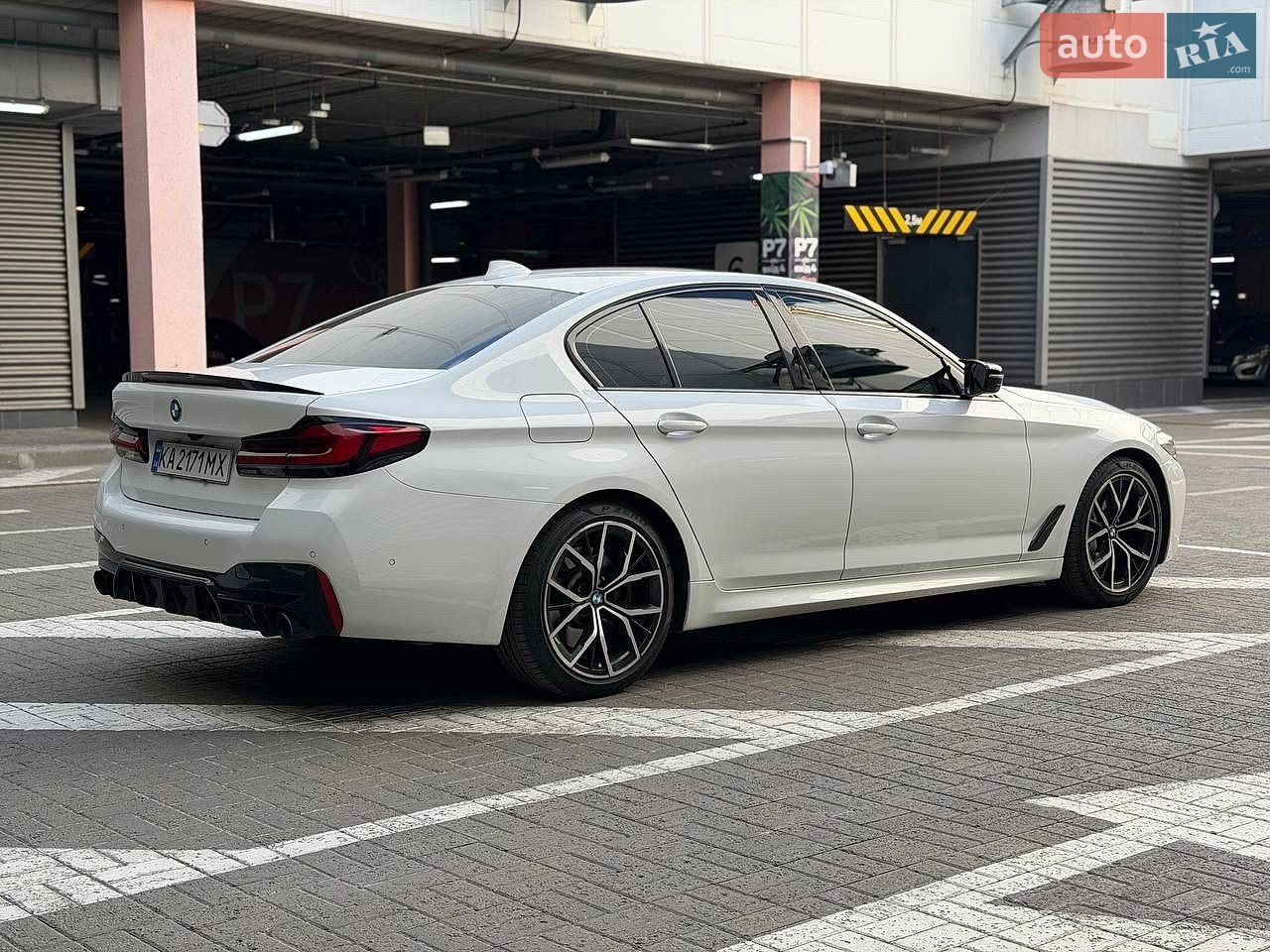 BMW 5 Series 2020 VIN WBA53BJ06MWW99321 фото оголошення 3 з 10