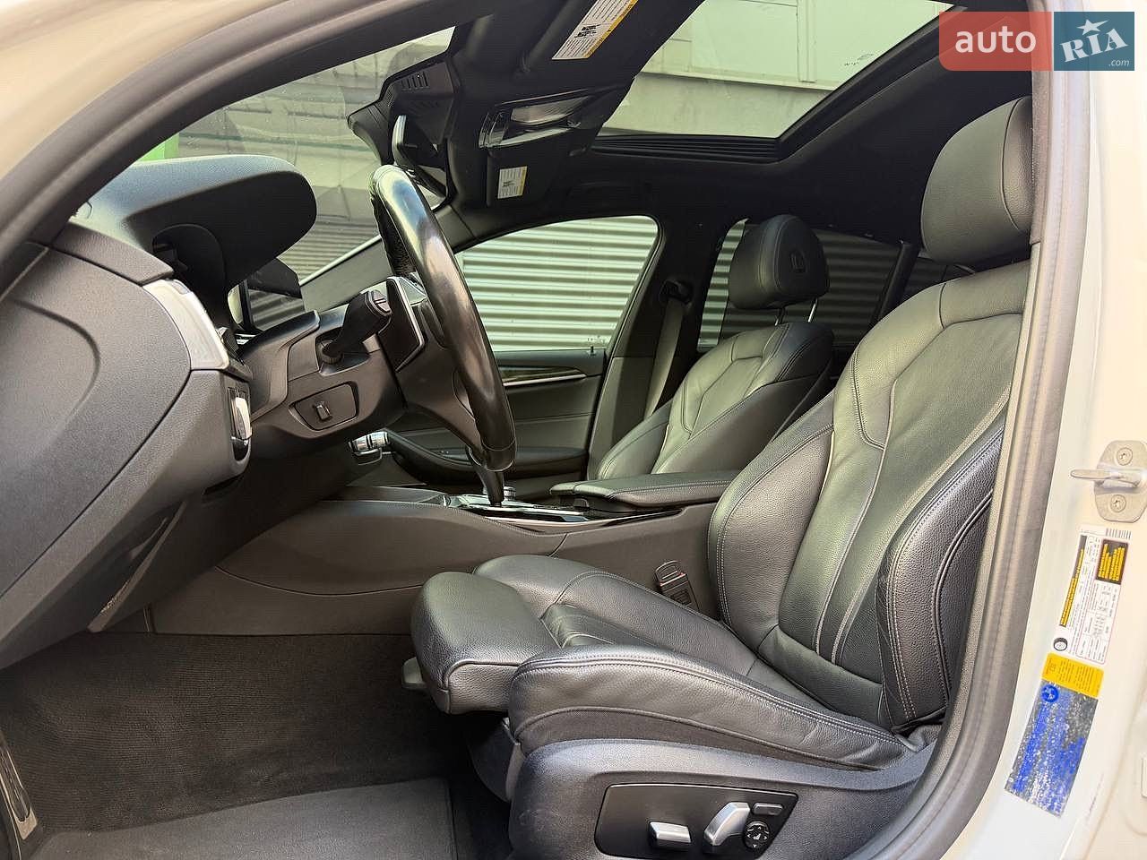 BMW 5 Series 2020 VIN WBA53BJ06MWW99321 фото оголошення 5 з 10