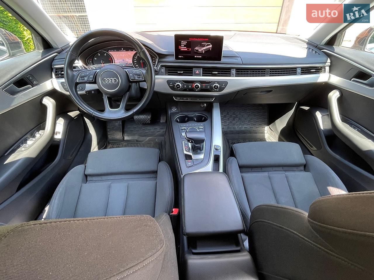 Audi A4 2018 VIN WAUZZZF41JA187429 фото оголошення 11 з 13