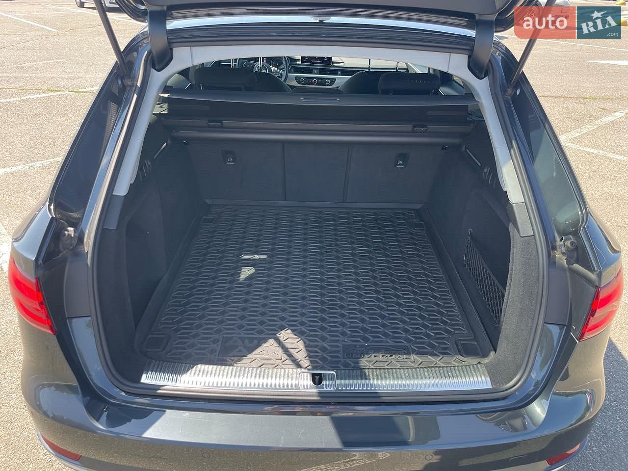 Audi A4 2018 VIN WAUZZZF41JA187429 фото оголошення 12 з 13