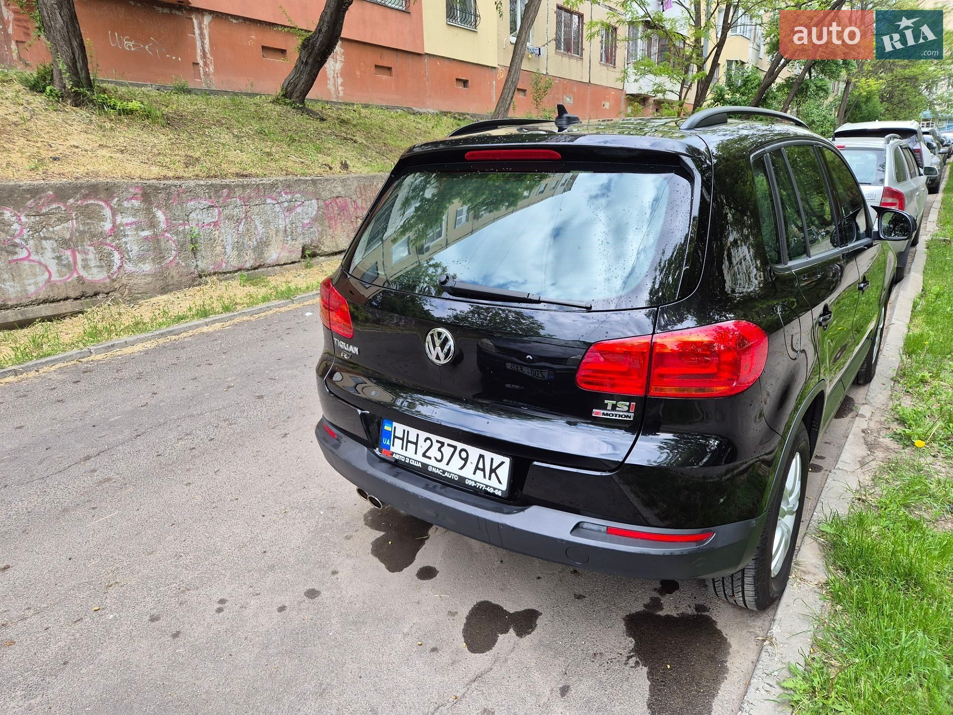 Volkswagen Tiguan 2016 VIN WVGBV7AX1HK001202 фото оголошення 7 з 10
