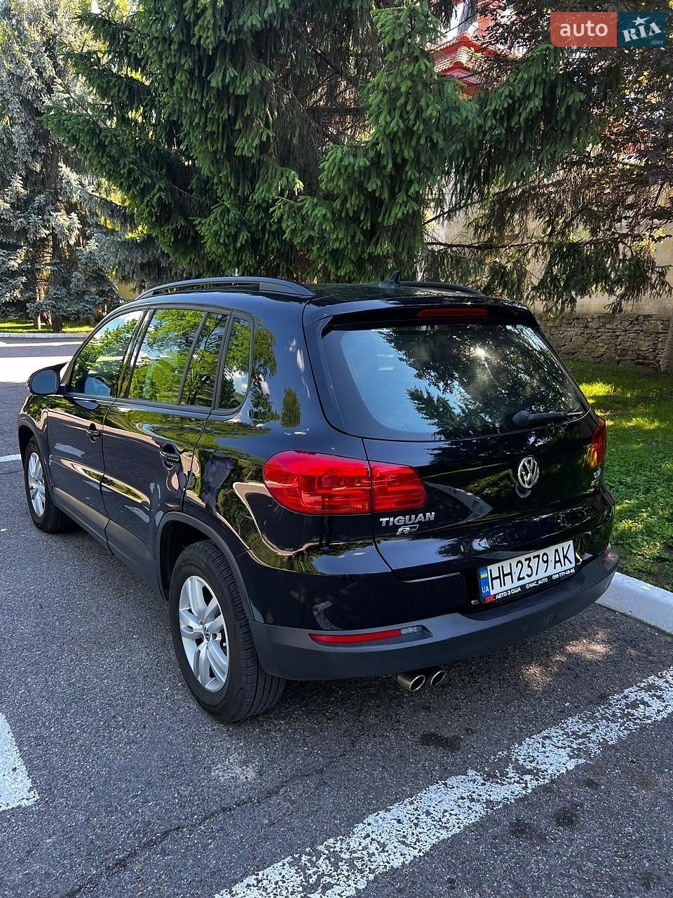Volkswagen Tiguan 2016 VIN WVGBV7AX1HK001202 фото оголошення 10 з 10